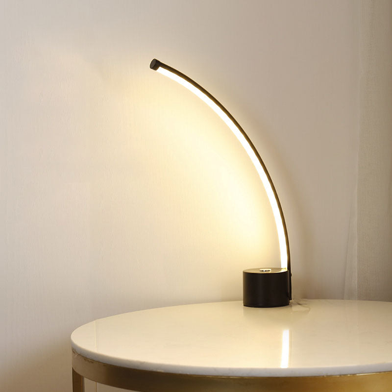 Einfachheitstil Nachttisch Lampe Metall Schlafzimmer LED-Tischleuchte