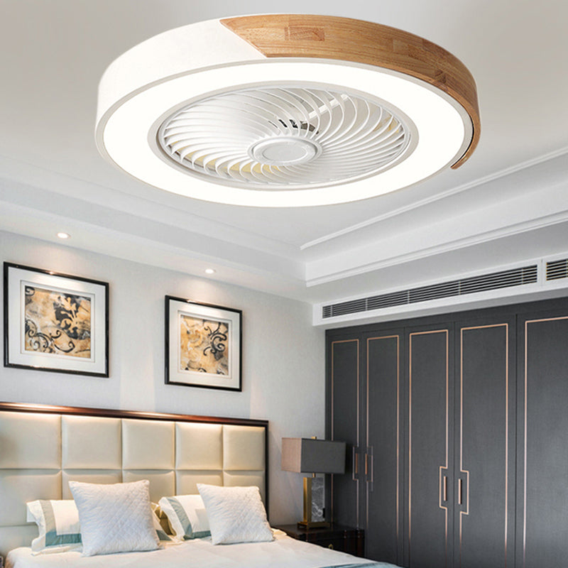 Lámpara de ventilador LED redondeo de macaron con cuchillas invisibles dormitorio de madera sólida semi flush luz