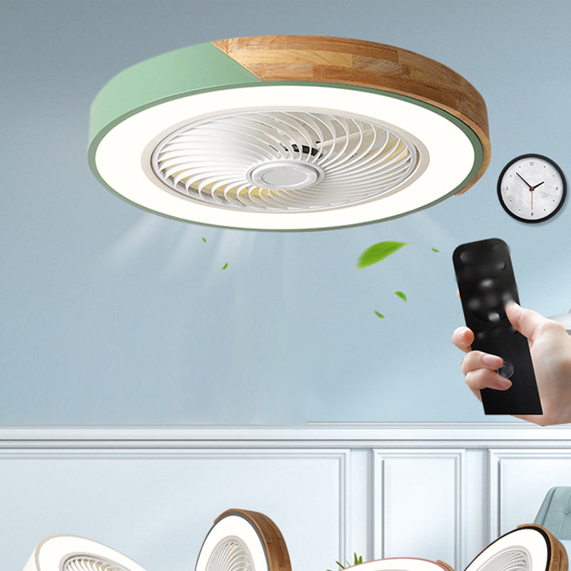 Lámpara de ventilador LED redondeo de macaron con cuchillas invisibles dormitorio de madera sólida semi flush luz