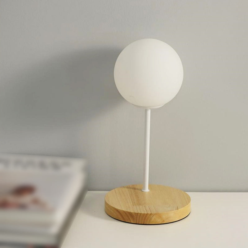 Lámpara de mesa LED Luz de escritorio de madera moderna con sombra Galss para sala de estar (el juguete no incluye)
