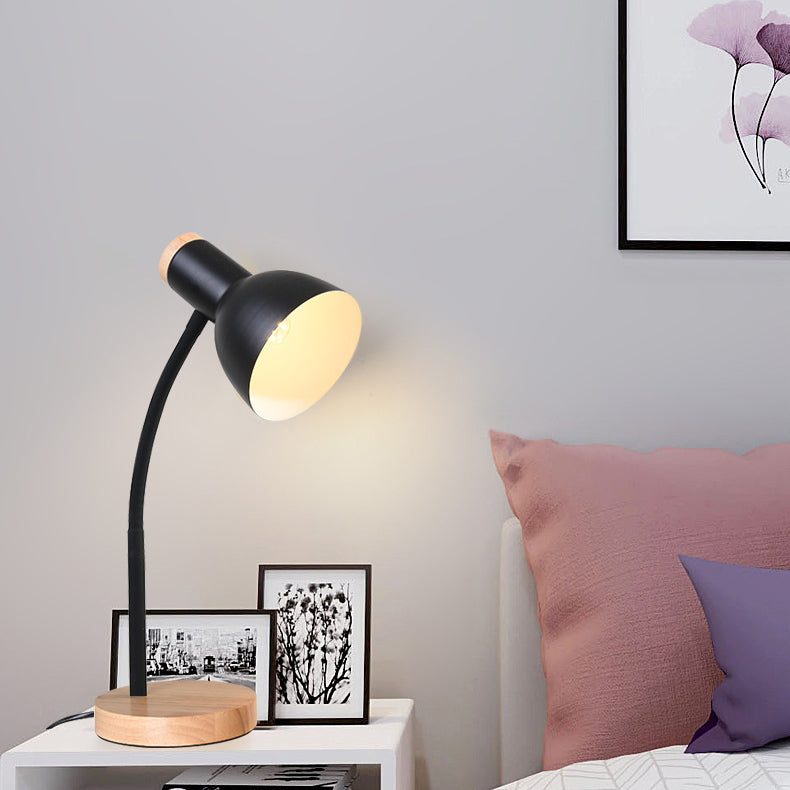 Lampada da scrivania da scrivania moderna per scrivania in stile colorato per la camera da letto