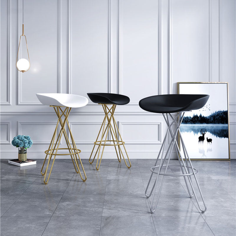 Glam Footrest Plastic Barstool Matte Finish Restaurant Stool