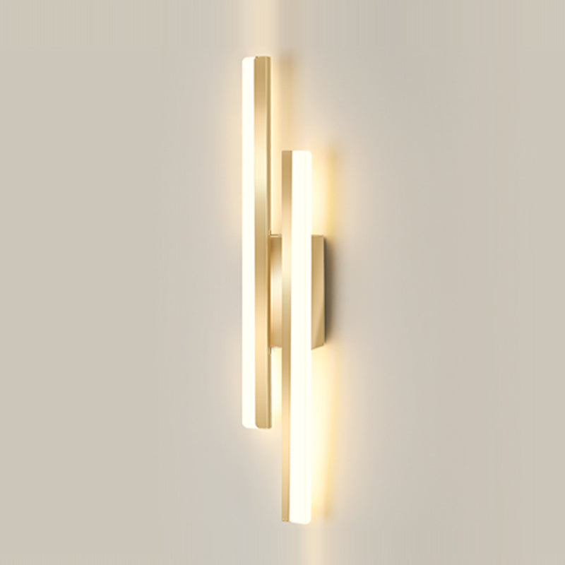 Linear Shape Metal Wall Lights Modern Style 2 Light Wall Mounted Light Fixtures in Gold