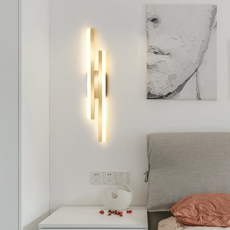 Linear Shape Metal Wall Lights Modern Style 2 Light Wall Mounted Light Fixtures in Gold