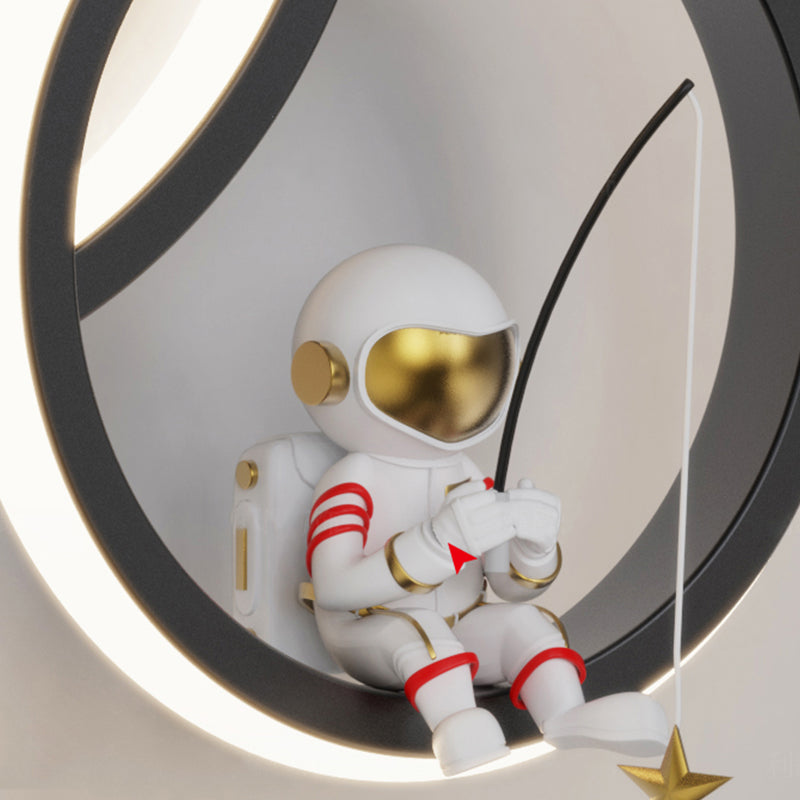 Modern Metal Wall Light Round Shape LED Wall Sconce with Astronaut for Bedroom