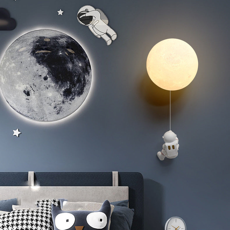 Modern Style Wall Light Sconce Creative Glass Wall Light Fixture for Bedroom