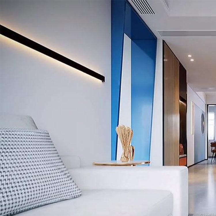 Linear Shape Metal Wall Light Modern Style 1 Light Wall Mount Lamp