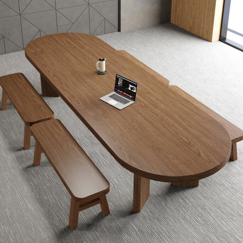 Eettafel met grenenhouten blad Moderne ovale eettafel met 4 poten