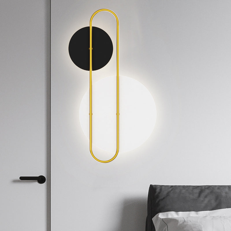 Metal Geometric Shape Wall Light Modern Style 2-Lights Wall Mounted Light Fixture in Gold