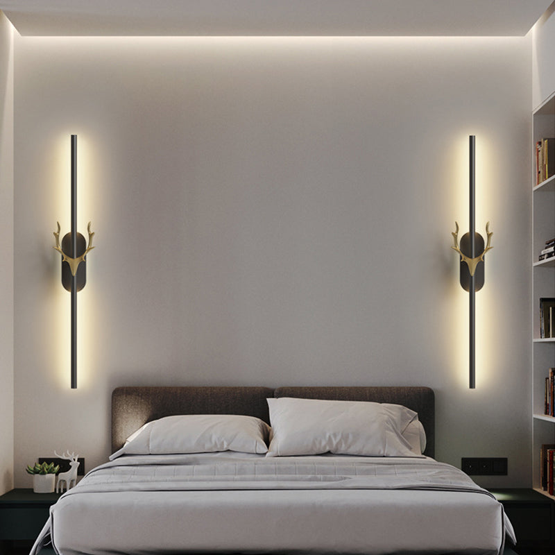 Modern Style Linear Shape Wall Sconce Metal 1 Light Sconce Lighting in Black for Bedroom
