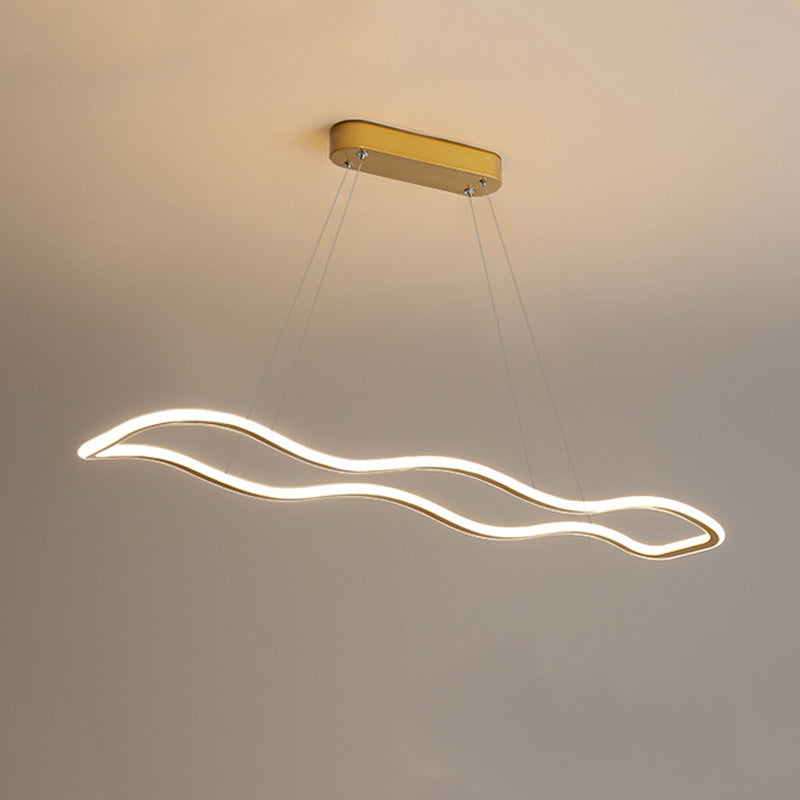 Metal Wave Shape Flush Ceiling Light Modern Style 1 Light Flush Mount Lighting Fixtures