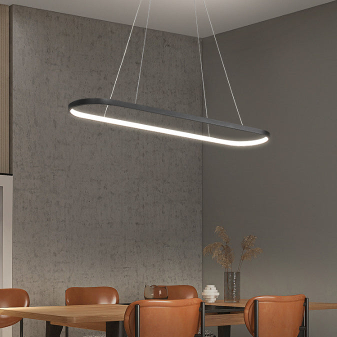 Metal Oval Shape Flush Ceiling Light Modern Style 1-Light Flush Mount Lighting Fixtures