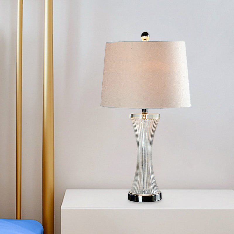 1 tête de salon lampe de table Simplicité Blanc / Black Desk Light With Barrel Fabric Obelle