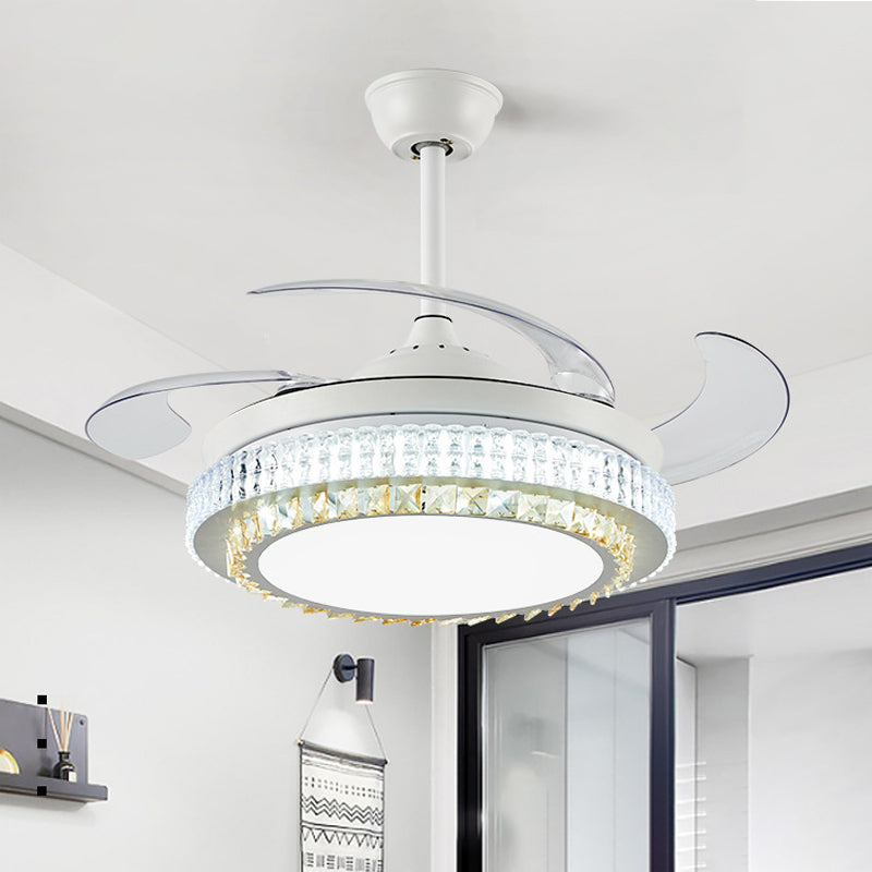 Weiße kreisförmige Hängelüftungslampe Modernismus Kristall LED 42 "W Wohnzimmer Halbflush -Deckenlicht mit 4 klaren Klingen, Fern-/Wandsteuerung/Frequenzumwandlung und Fernbedienung