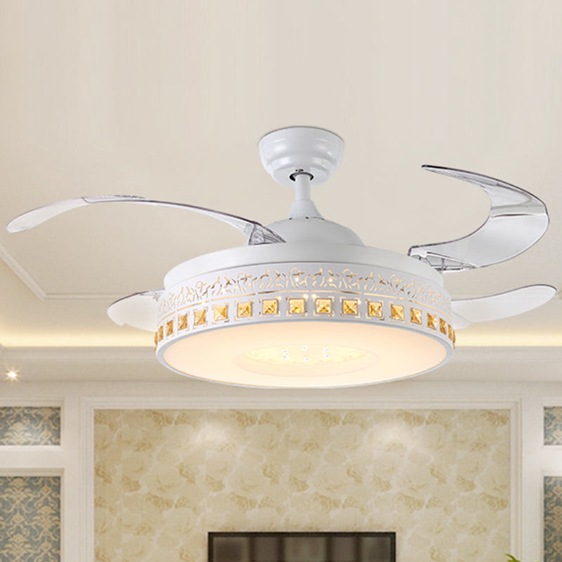 42 "Breite LED LED CRYRIK SEMI Flush Mount Einfachheit Weißer Ring Esszimmer Hängende Lüfterlicht mit 4 klaren Klingen, Fern-/Wandsteuerung/Frequenzumwandlung
