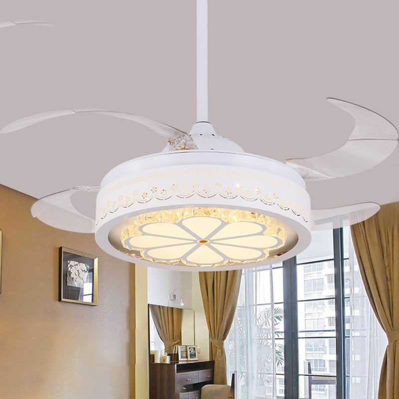 Bloemkristallen plafondventilator verlichting Moderne LED LED RAME SEMI SEMI VOILIG Licht in wit met 4 heldere messen, 42 "breed
