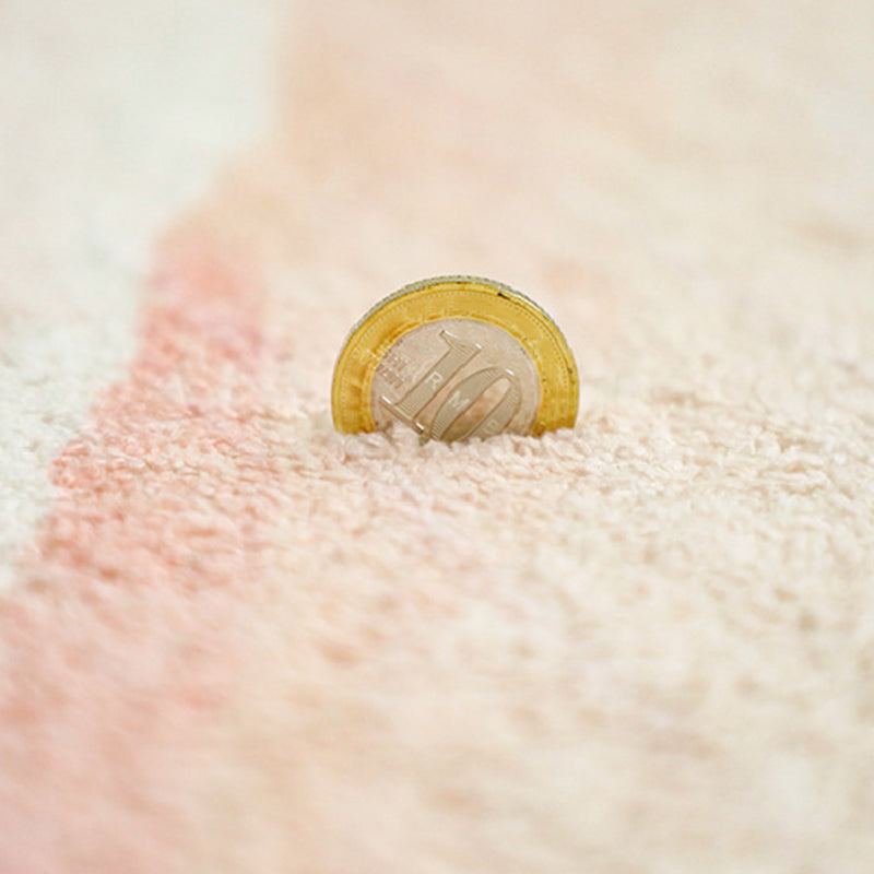 Light Pink Graphic Rug Polyester Modern Rug Washable Area Rug for Living Room