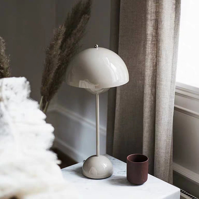 Dome Table Light Nordic Style Metal Night Table Lamp for Bedside