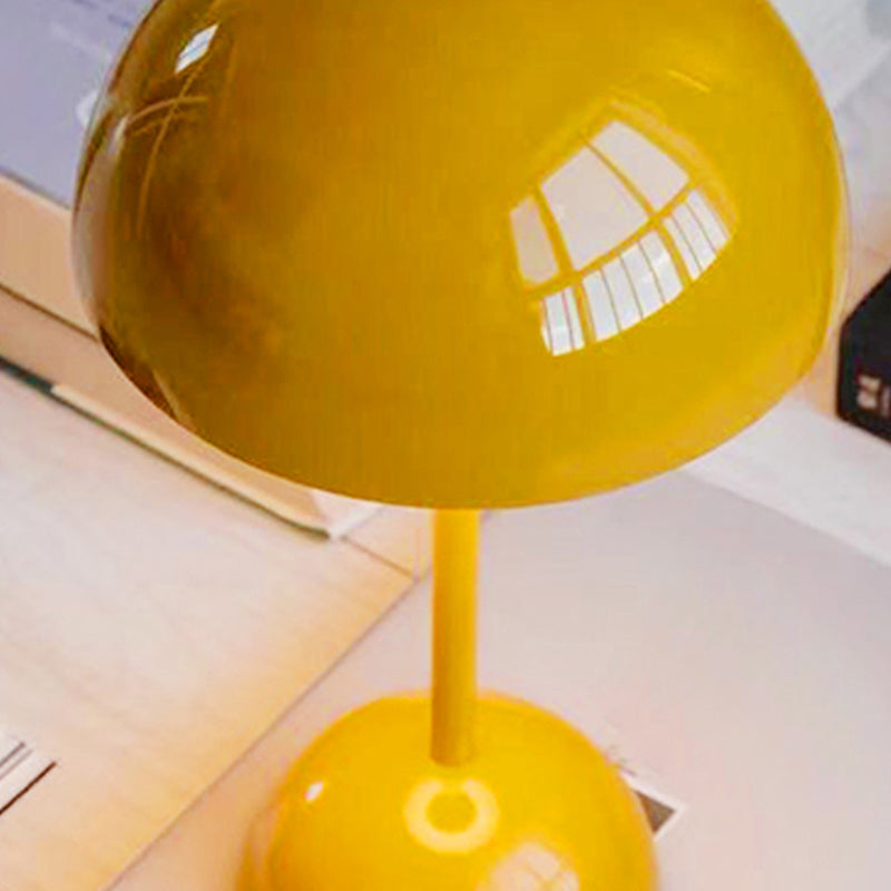 Dome Table Light Nordic Style Metal Night Table Lamp for Bedside