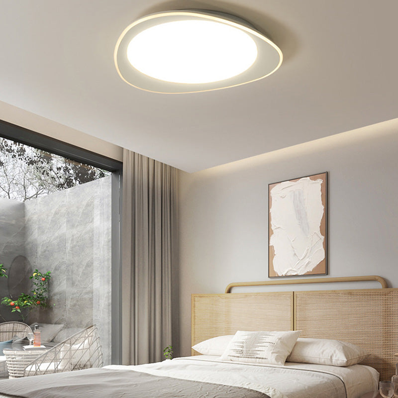 Modern Style Circular Shade Ceiling Lamp Metal 1 Headed Ceiling Lighting for Restaurant