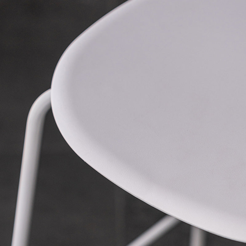 Scandinavian Milk Tea Shop Footrest Stool Matte Finish Iron Bar Stool