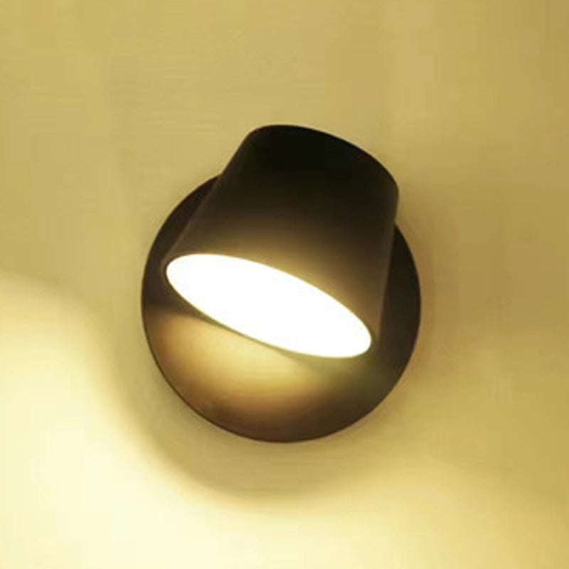 Modern Style Wall Mount Light LED Wall Sconce Light with Plastic for Living Room