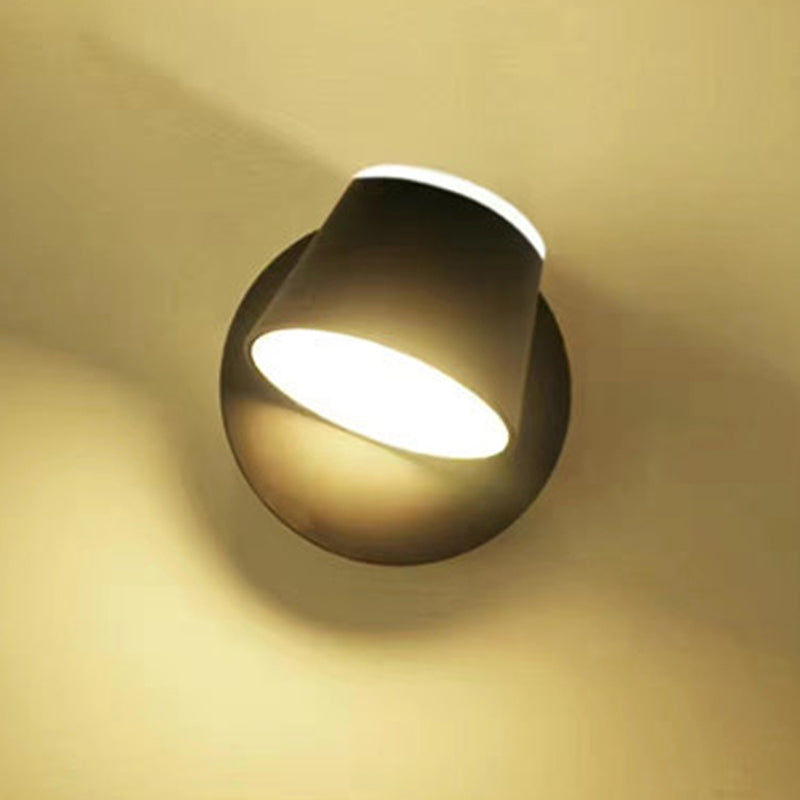 Modern Style Wall Mount Light LED Wall Sconce Light with Plastic for Living Room