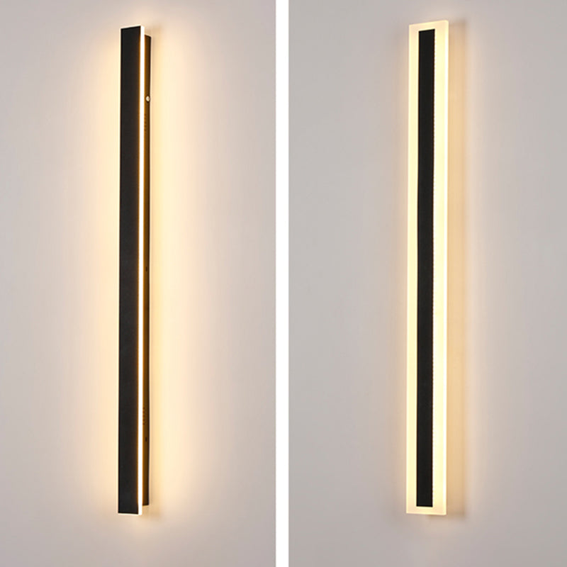 Metal Linear Shape Wall Light Modern Style 1-Light Wall Mount Light Fixture in Black
