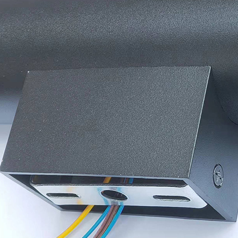 Wall Mounted Lighting Minimalist Style Metal LED Wall Sconce Lighting