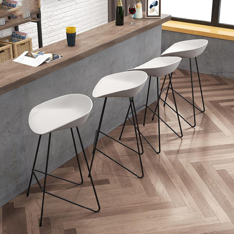Nordic Armless Backrest Counter Stool Iron Kitchen Bar Stool with Acrylic Seat