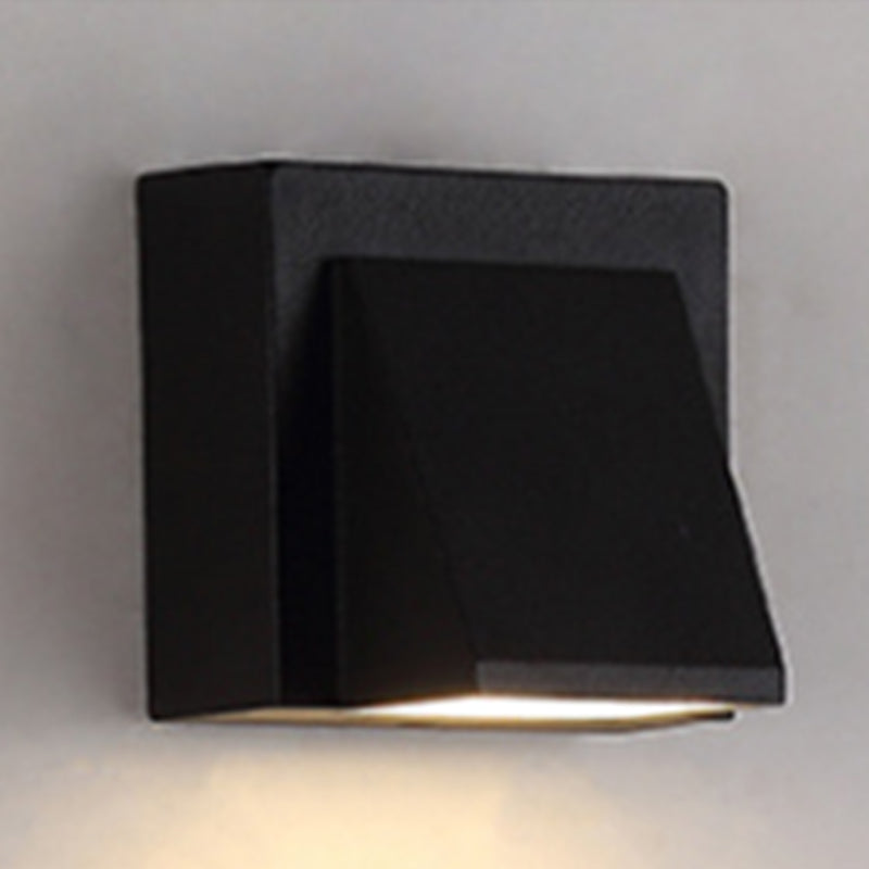 Modern Style Wall Mount Light Black LED Wall Sconce Light with Aluminum for Patio