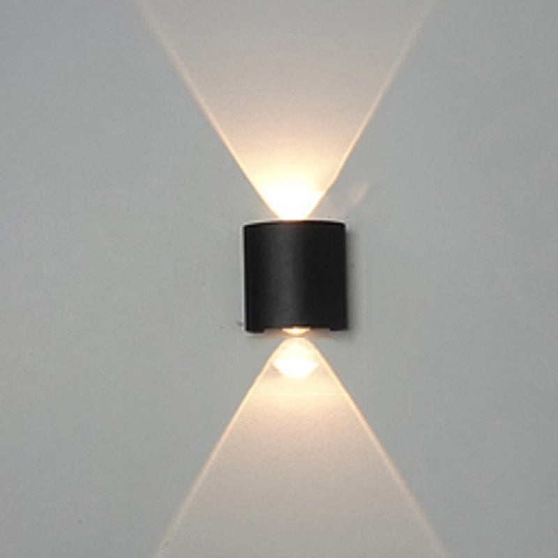 Nordic Style Iron Wall Light Modern Waterproof LED Wall Lamp for Corridor