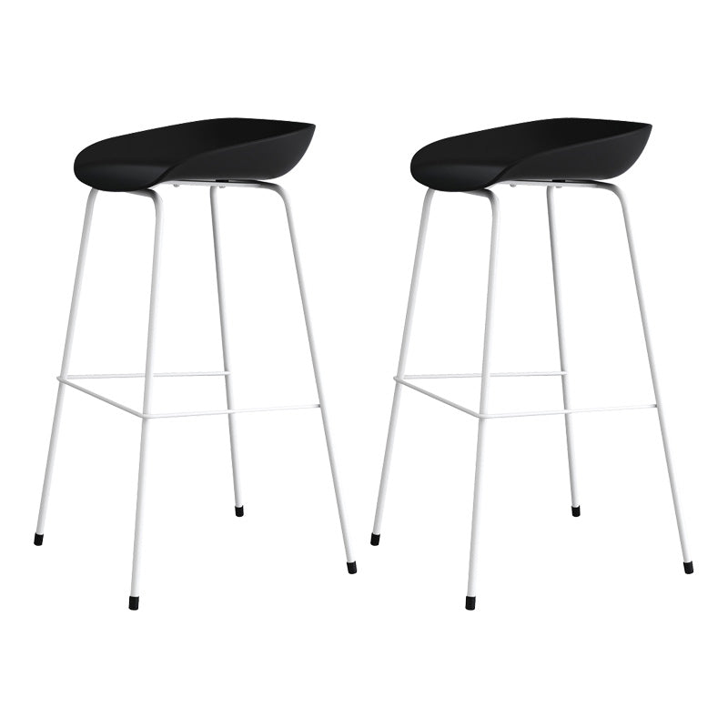 Contemporary Style Bar-stool Plastic Counter Bar Stool with Metal Legs for Kitchen
