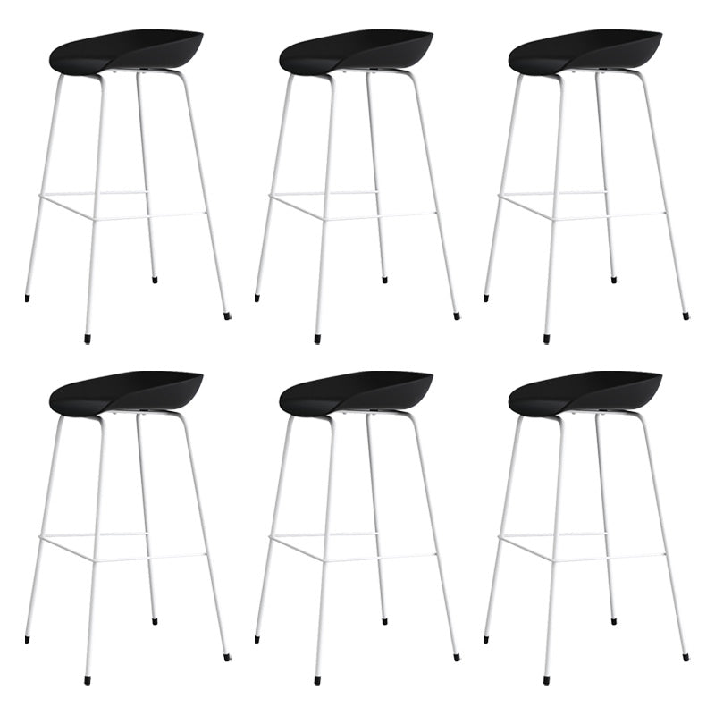Contemporary Style Bar-stool Plastic Counter Bar Stool with Metal Legs for Kitchen