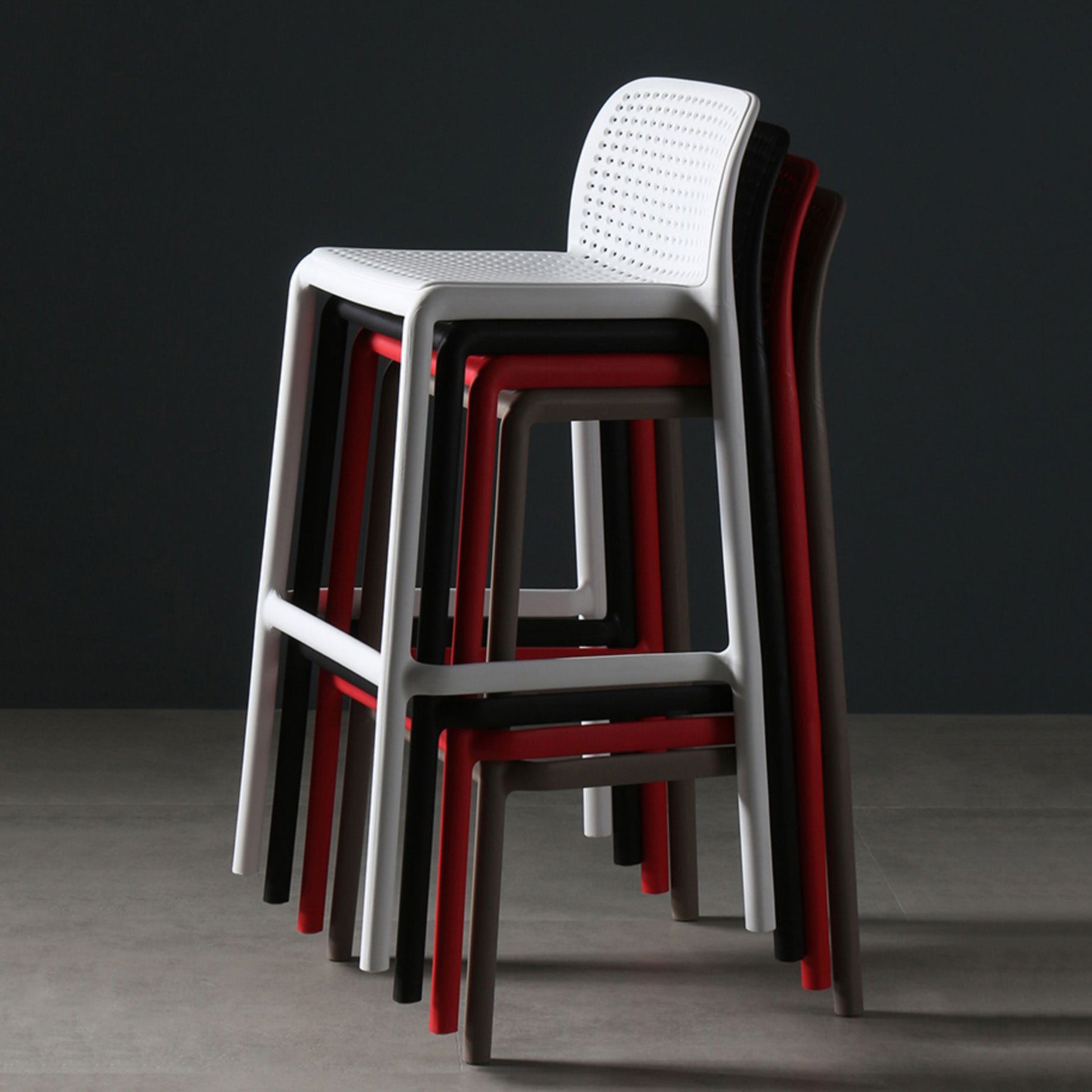 Nordic Style Bar-stool Plastic Counter Bar Stool with Plastic Legs for Kitchen