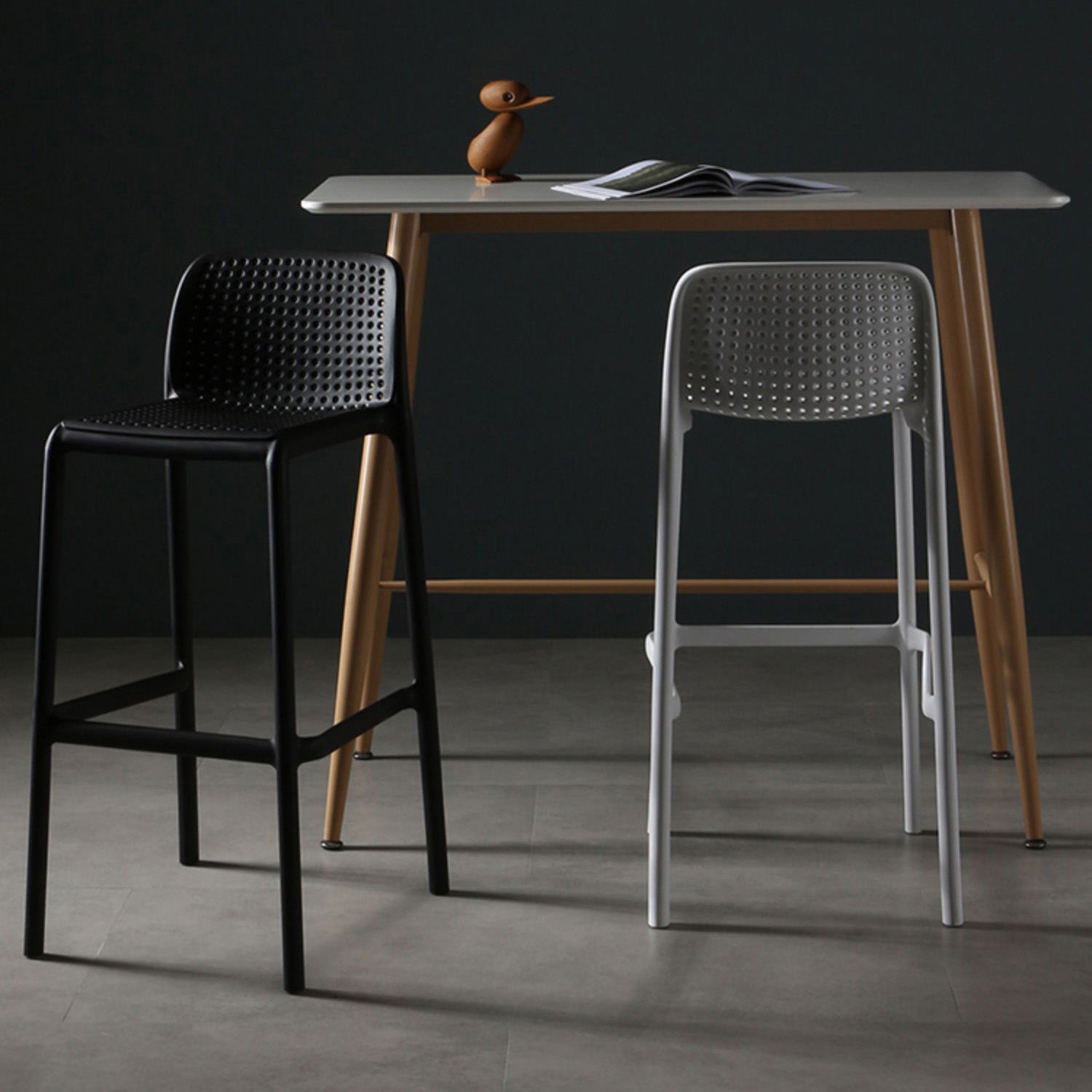 Nordic Style Bar-stool Plastic Counter Bar Stool with Plastic Legs for Kitchen