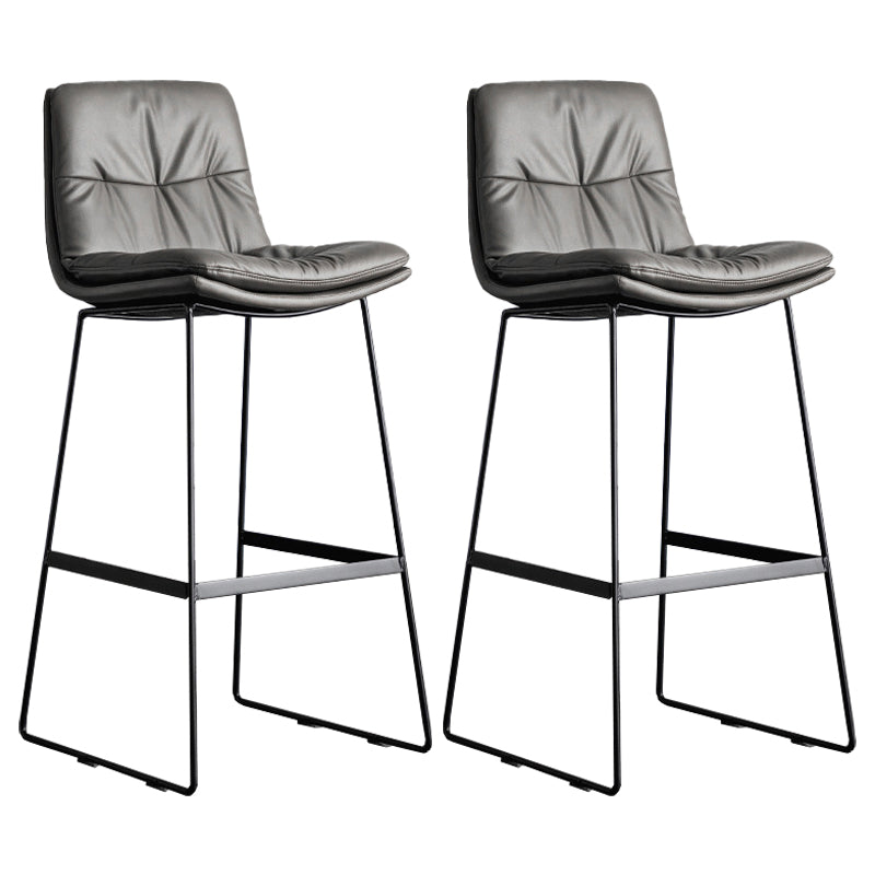 Scandinavian Low Back Coffee Shop Matte Finish Upholstered Bar Stools