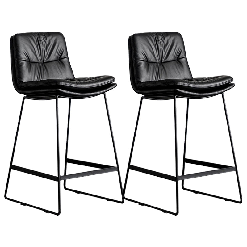 Scandinavian Low Back Coffee Shop Matte Finish Upholstered Bar Stools
