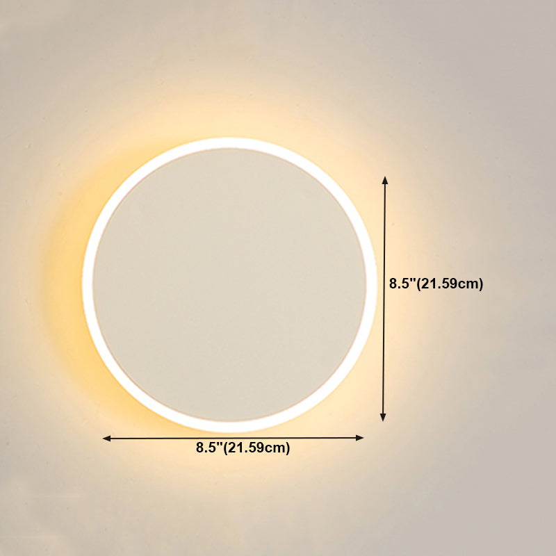 Round Shape Metal Wall Light Modern Style 1 Light Wall Mount Light in White