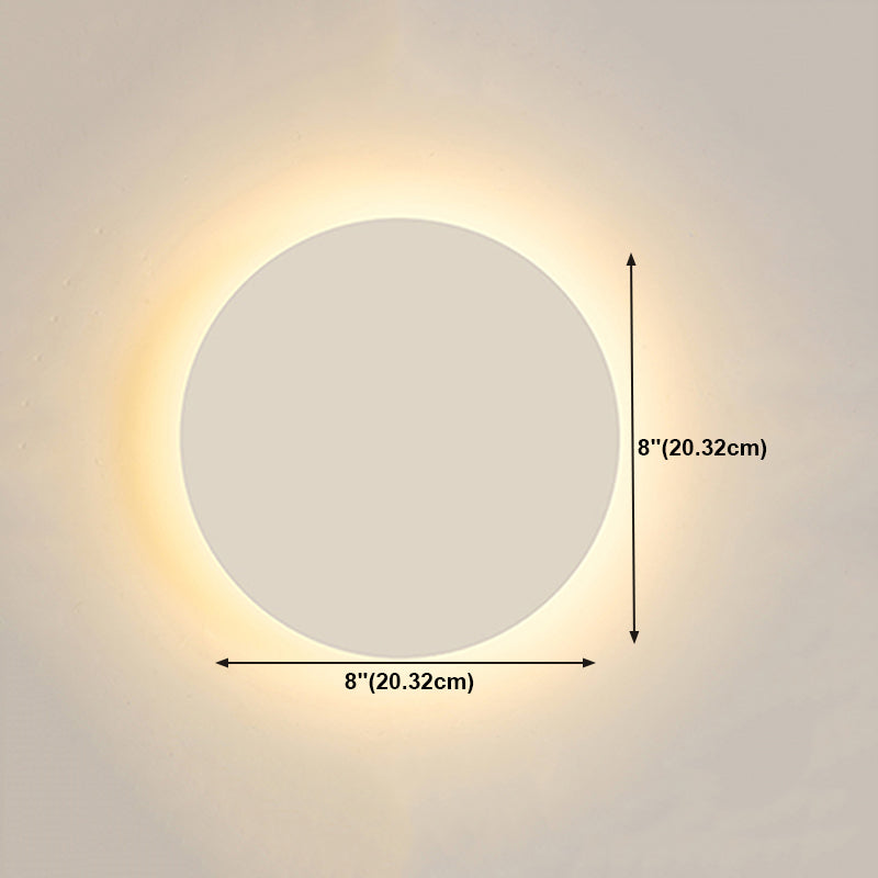 Round Shape Metal Wall Light Modern Style 1 Light Wall Mount Light in White