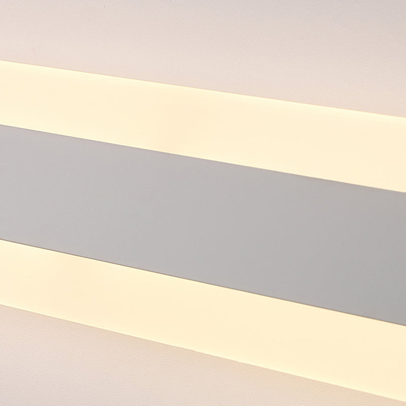 Luce da parete a forma lineare in metallo MODERNO MODERNO MODICA SPECCHIO MOLTO MOLTO MONTRO