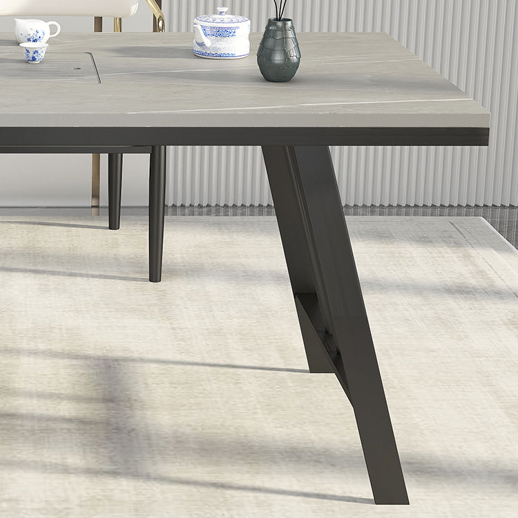 Mesa de comedor con encimera rectangular y tapa de piedra moderna con pedestal doble de metal