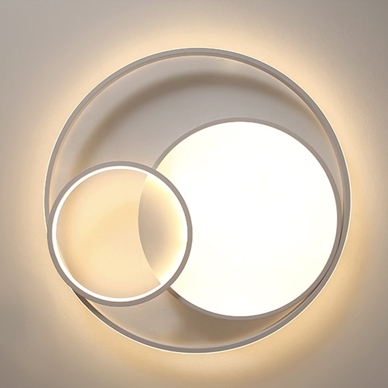 Metal Round Shape Flush Ceiling Light Modern Style 3 Lights Flush Mount Lighting