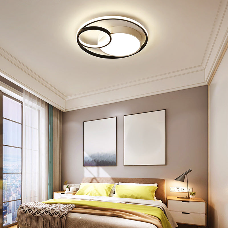 Metal Round Shape Flush Ceiling Light Modern Style 3 Lights Flush Mount Lighting