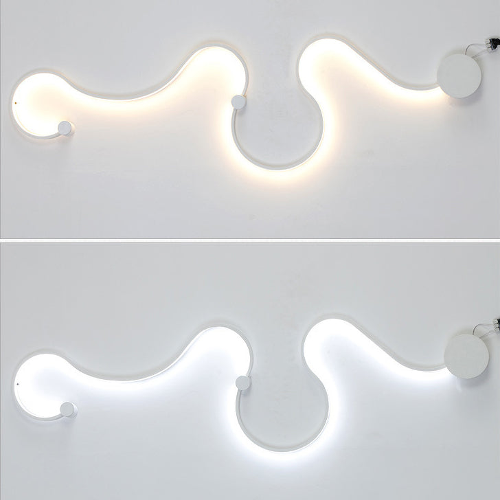 Simplicity Curvaceous Wall Sconce Light Living Room Background LED Wall Light