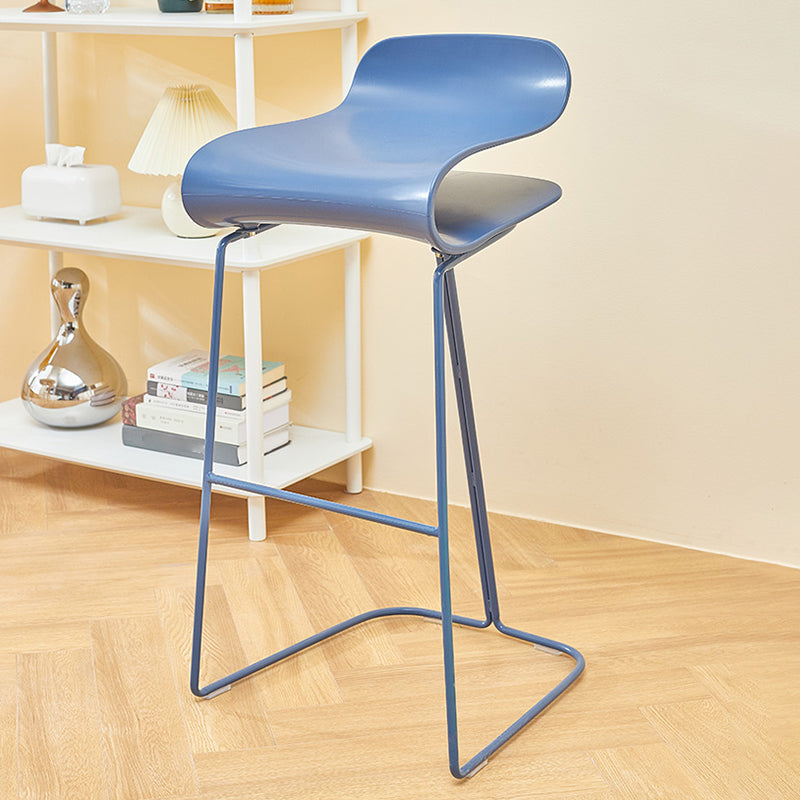 Contemporary Bar Stool Plastic Counter Bar Stool with Metal Legs