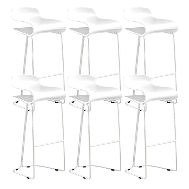 Contemporary Bar Stool Plastic Counter Bar Stool with Metal Legs