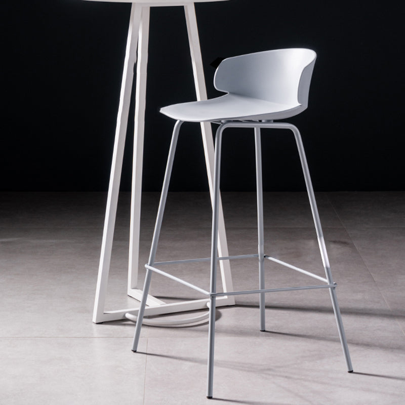 Contemporary Style Bar Stool Plastic Counter Bar Stool with Metal Legs