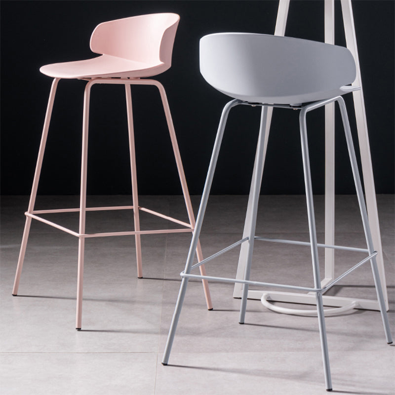 Contemporary Style Bar Stool Plastic Counter Bar Stool with Metal Legs