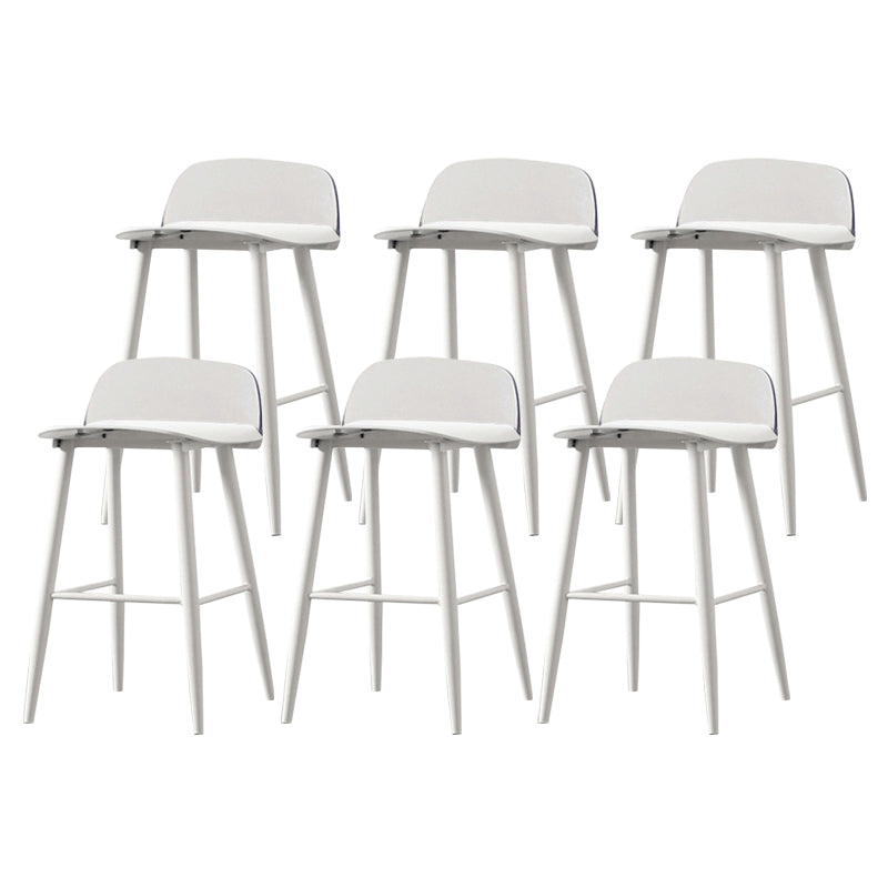 Coffee Shop Footrest Scandinavian Stool Matte Finish Plastic Barstool